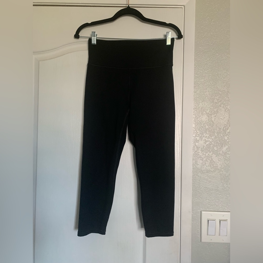 Balance Collection Black capri length Leggings